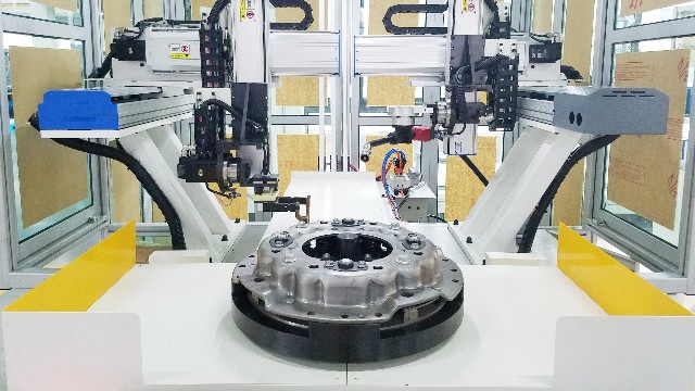 汽車離合器壓盤(pán)立式鉆孔平衡機(jī)