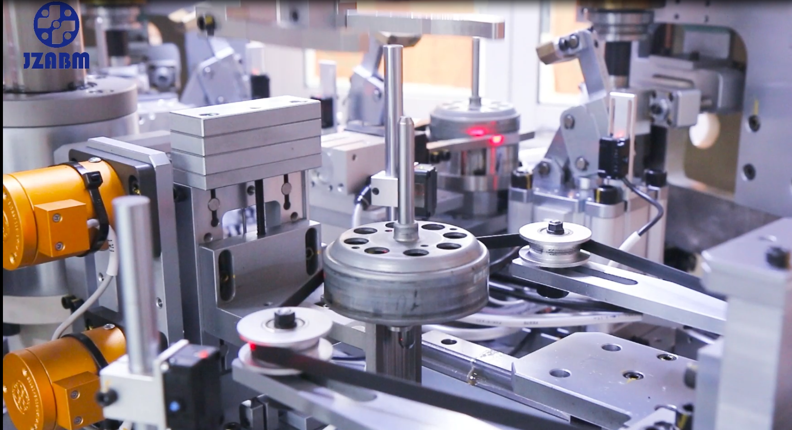 五工位外轉(zhuǎn)子平衡機(jī)