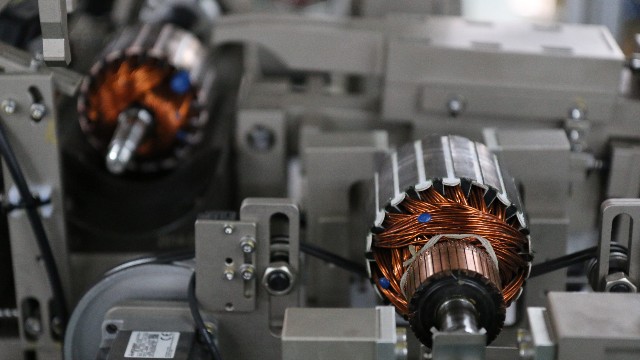 全自動(dòng)平衡機(jī)是什么？與傳統(tǒng)平衡機(jī)有什么區(qū)別？