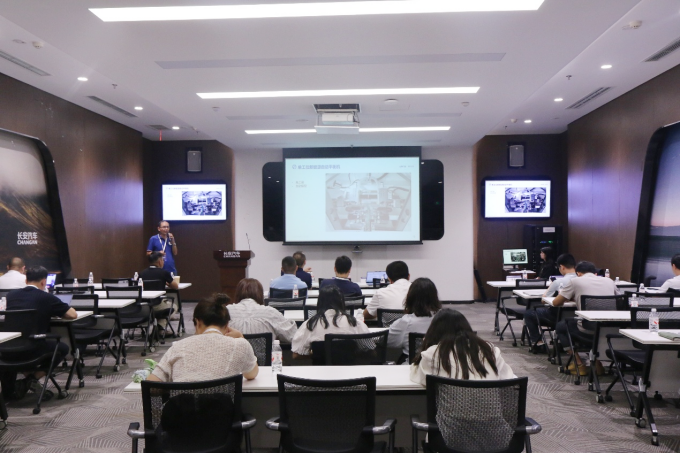 集智股份亮相2025長安汽車前瞻技術(shù)交流會