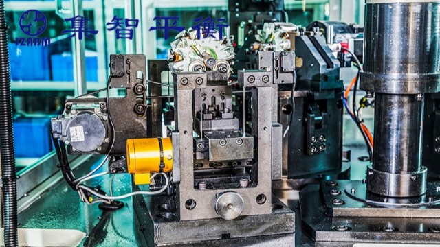 汽車發(fā)電機轉(zhuǎn)子平衡機有什么特點？